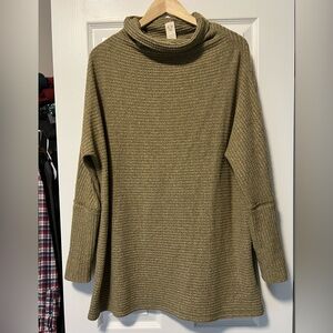 We The Free Cowlneck Tunic Sweater Size Small